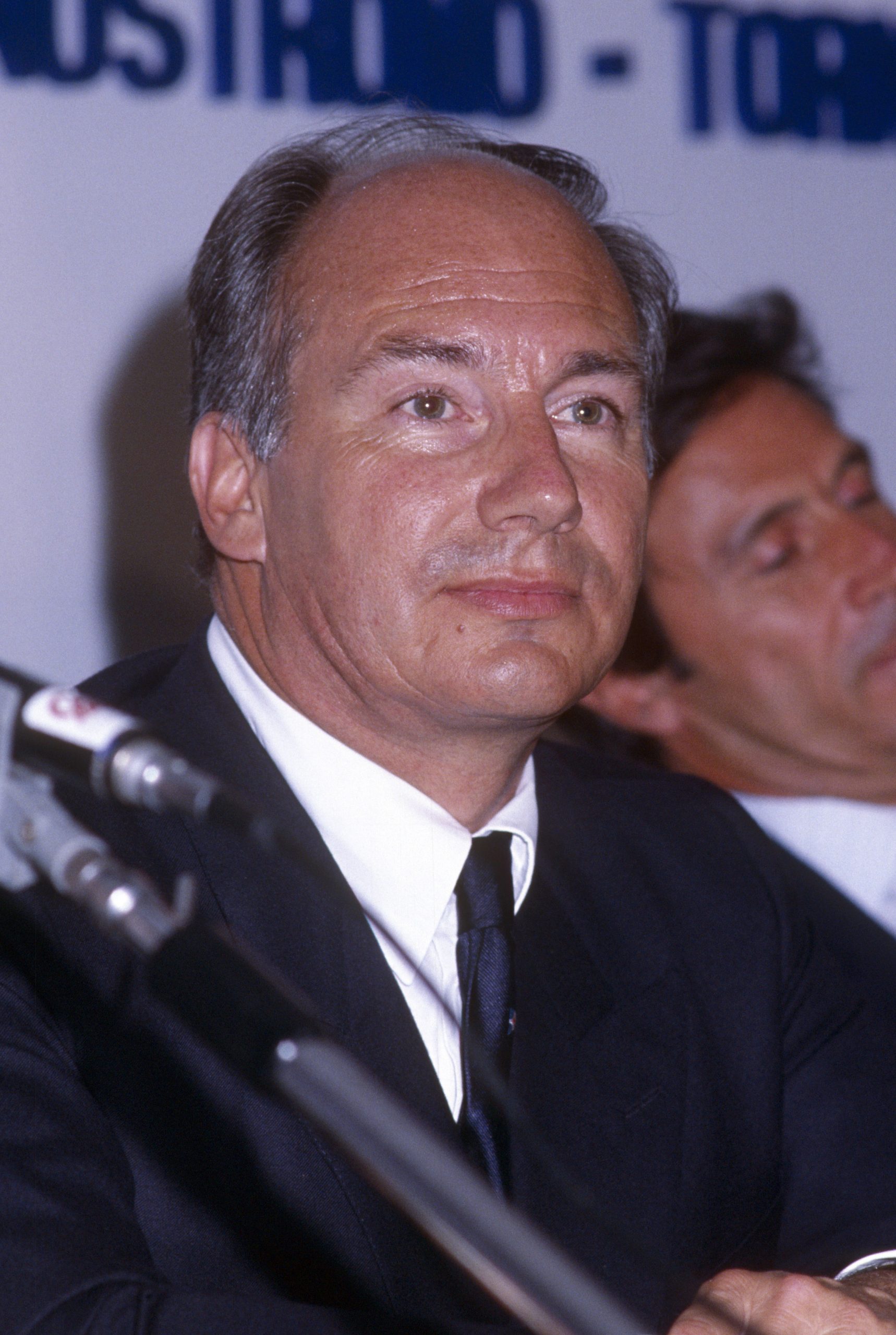 aga khanvaro azzurra