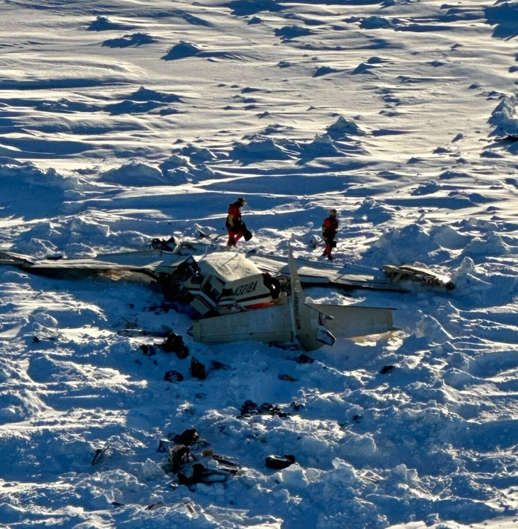 Bering_Air_Crash_USCG_Alaska_(cropped)